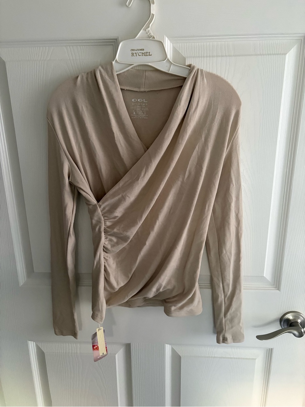 ogl top beige small nwt